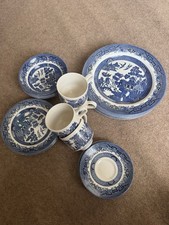 Vintage Churchill England Blue Willow - 21 Pieces