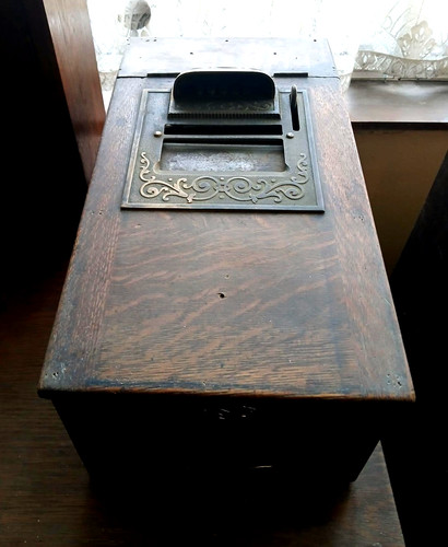 Antique shop till - shop, national