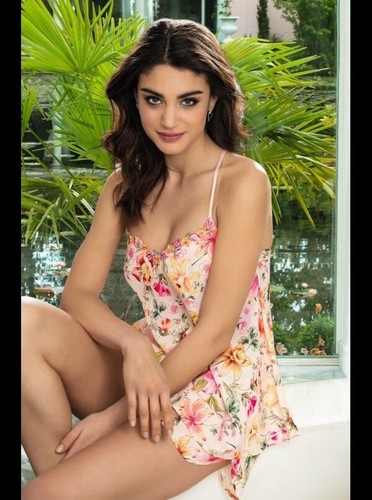 Lise charmel desir - lise, en