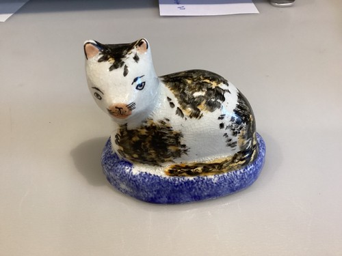 Staffordshire cat circa 1850 - cat,,