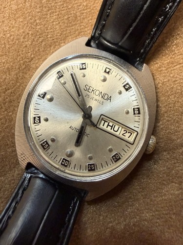 Vintage soviet sekonda slava - soviet,