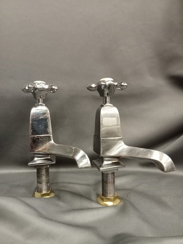Art deco basin - art, taps,