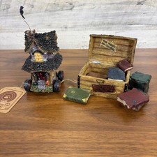 2005 Boyds Bears Hilda's