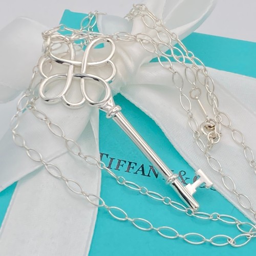 Tiffany knot key - &, pendant