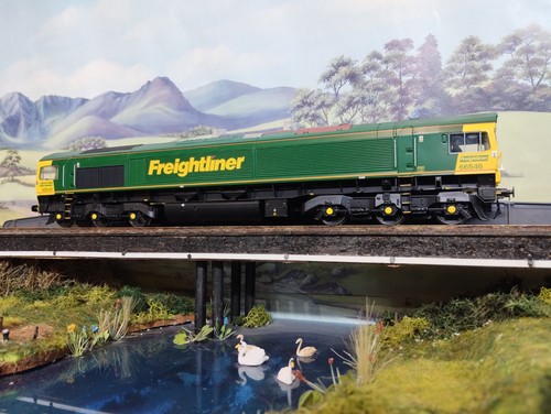 Bachmann 728 class - 32-728(ds), (oo)
