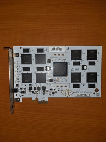 Univeral audio uad2 octo core - univeral,