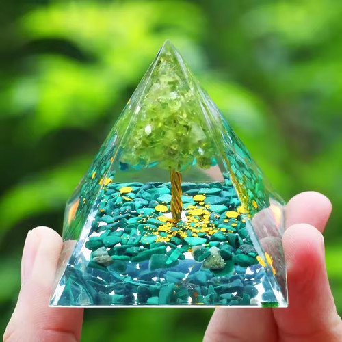 Orgonite pyramid amethyst - pyramid,