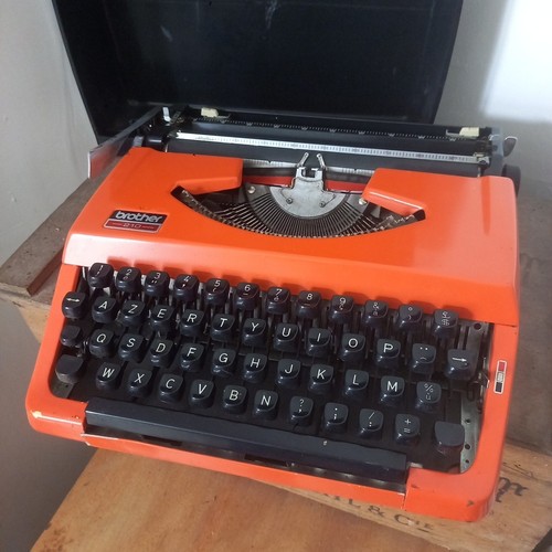Brother 210 orange portable - 210,