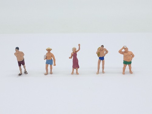 Preiser figures sunbathers - figures,