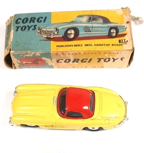 Corgi toys 304 - #304, mercedes