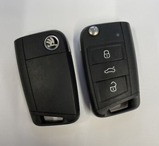 SKODA 3 BUTTON REMOTE FLIP KEY