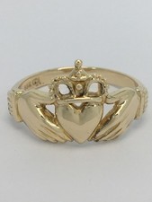 14K Yellow Gold Claddagh