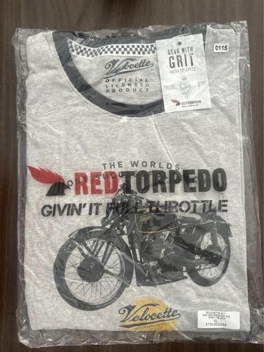 Red torpedo velocette ktt - torpedo,