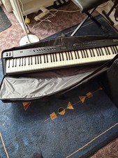 Roland RD-800 88-Key Stage Piano with Flight Case