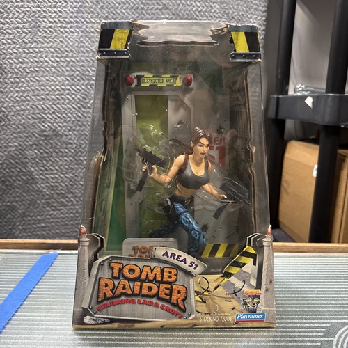 Tomb raider area lara - area,