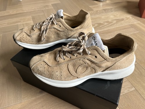 Chanel light camel tan - camel/tan, suede
