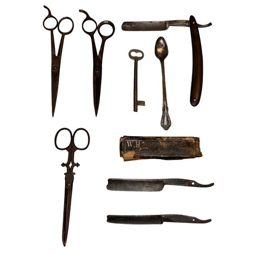 Vintage antique barber tool - antique,