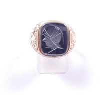 Gents Yellow Gold Ring Signet