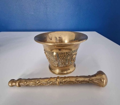 Vintage solid brass - vintage, small