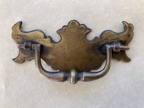 Elegant antique brass plate - 6,
