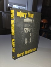Beryl Bainbridge - Injury Time