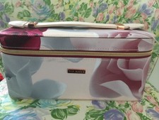 Ted Baker  Make-Up Vanity Case - Blush Pink - Rare - Discontinued