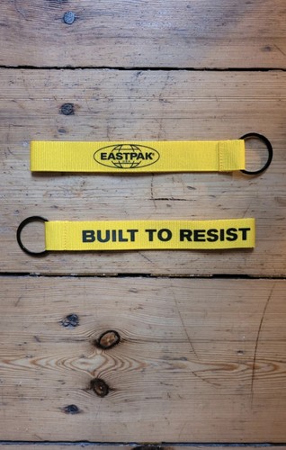 Eastpak built resist - built, to