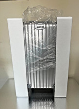 High quality  METAL Carry on Luggage, 20 Inch Cabin Suitcase, stylish silver