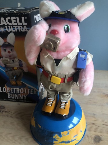 Duracell globetrotter bunny - duracell,