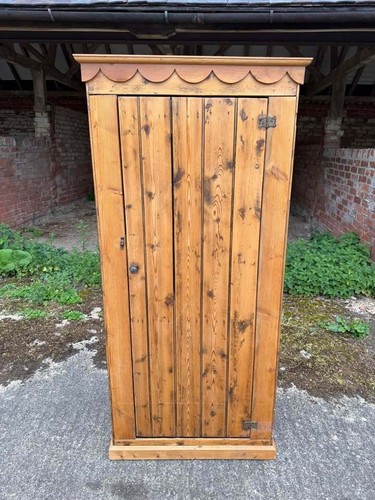 Antique pine country kitchen - pine,
