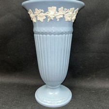 Wedgwood~Etruria&Barlaston~Queensware~Cream on Lavender~8 1/2”  Trumpet Vase