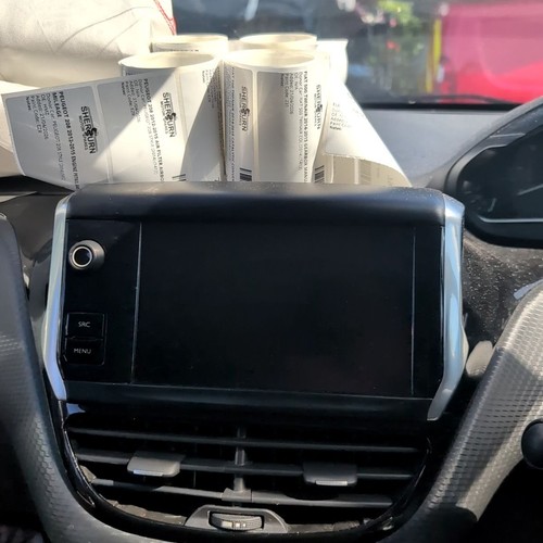Peugeot 208 tech 2015 - peugeot,