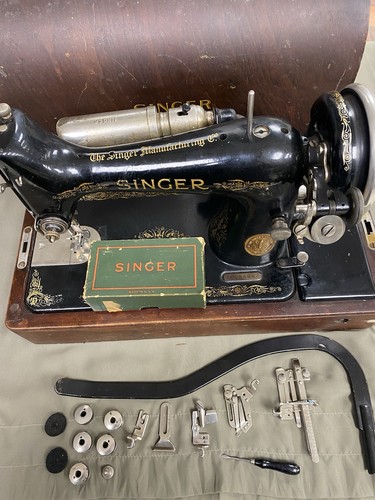 1928 singer sewing machine - sewing,