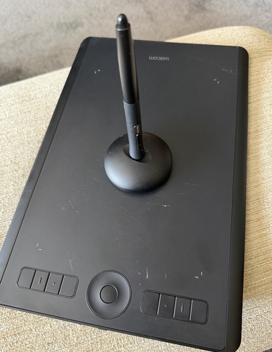 Wacom pth 660 pen - wacom, tablet