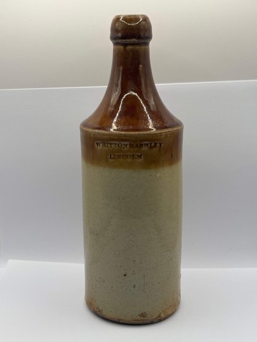 Old lincoln stoneware bottle - lincoln,