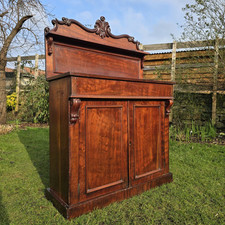 Antique Mahogany Chiffonier