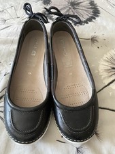 Clarks Active Air Shoes 4 1/2