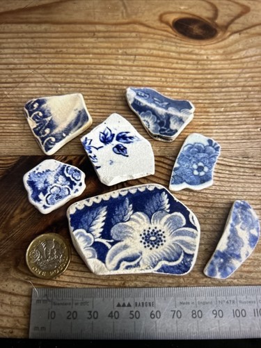 Pieces blue floral patterned - blue,