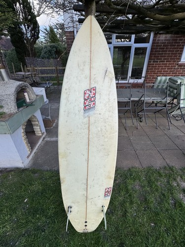 Shortboard surfboard with - ns,