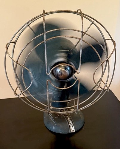 Vintage art deco spartan table - vintage,