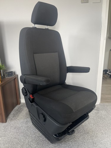 T6 front passenger - t5.1,