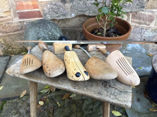 Wooden shoe stretchers - wooden,