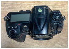 Nikon D300s 12.3MP Digital SLR