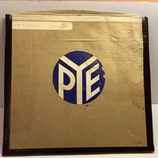 Vintage PYE 693 Colour TV