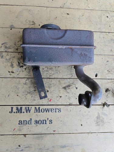 Briggs and stratton - briggs, exhaust