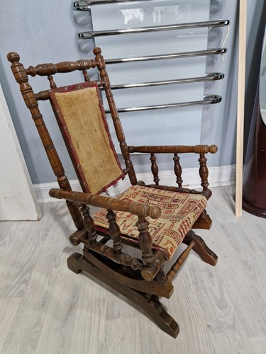 Antique small american rocking - small,