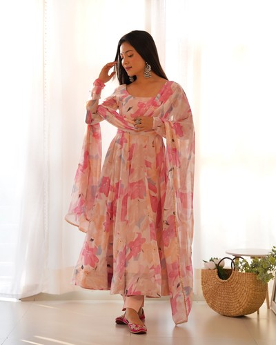Pakistani salwar kameez - pakistani,