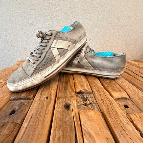 Flyers number low top - number,