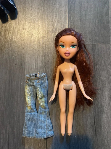 Bratz babysitter lana - bratz,