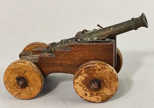 Antique model ships cannon - antique,